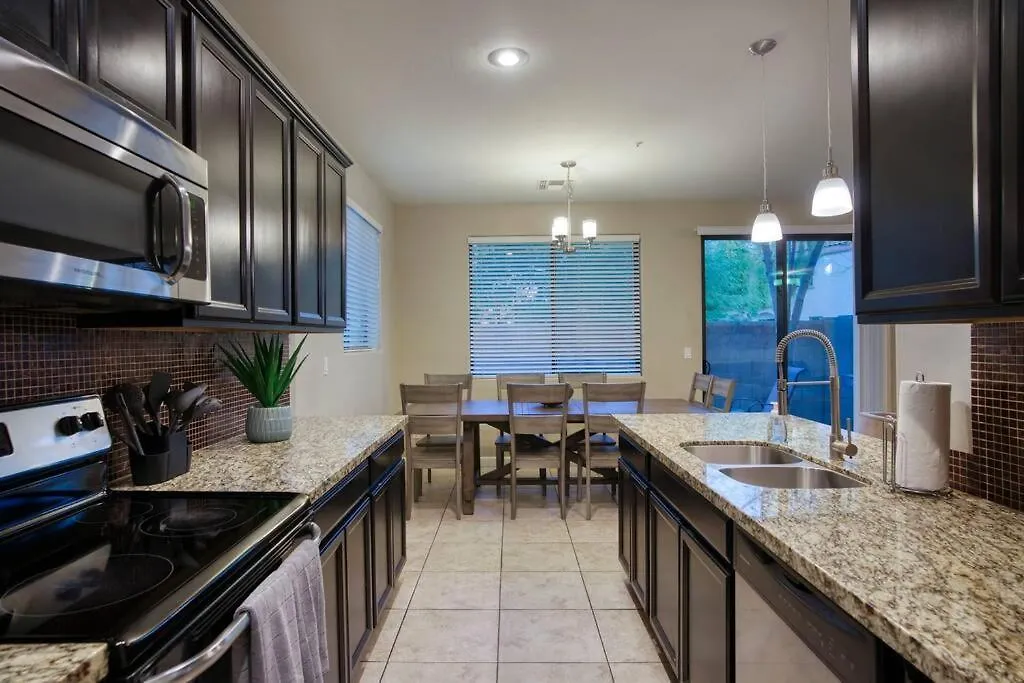 בית נופש הוילה 4-Br Near Old Town סקוטסדייל ארצות הברית